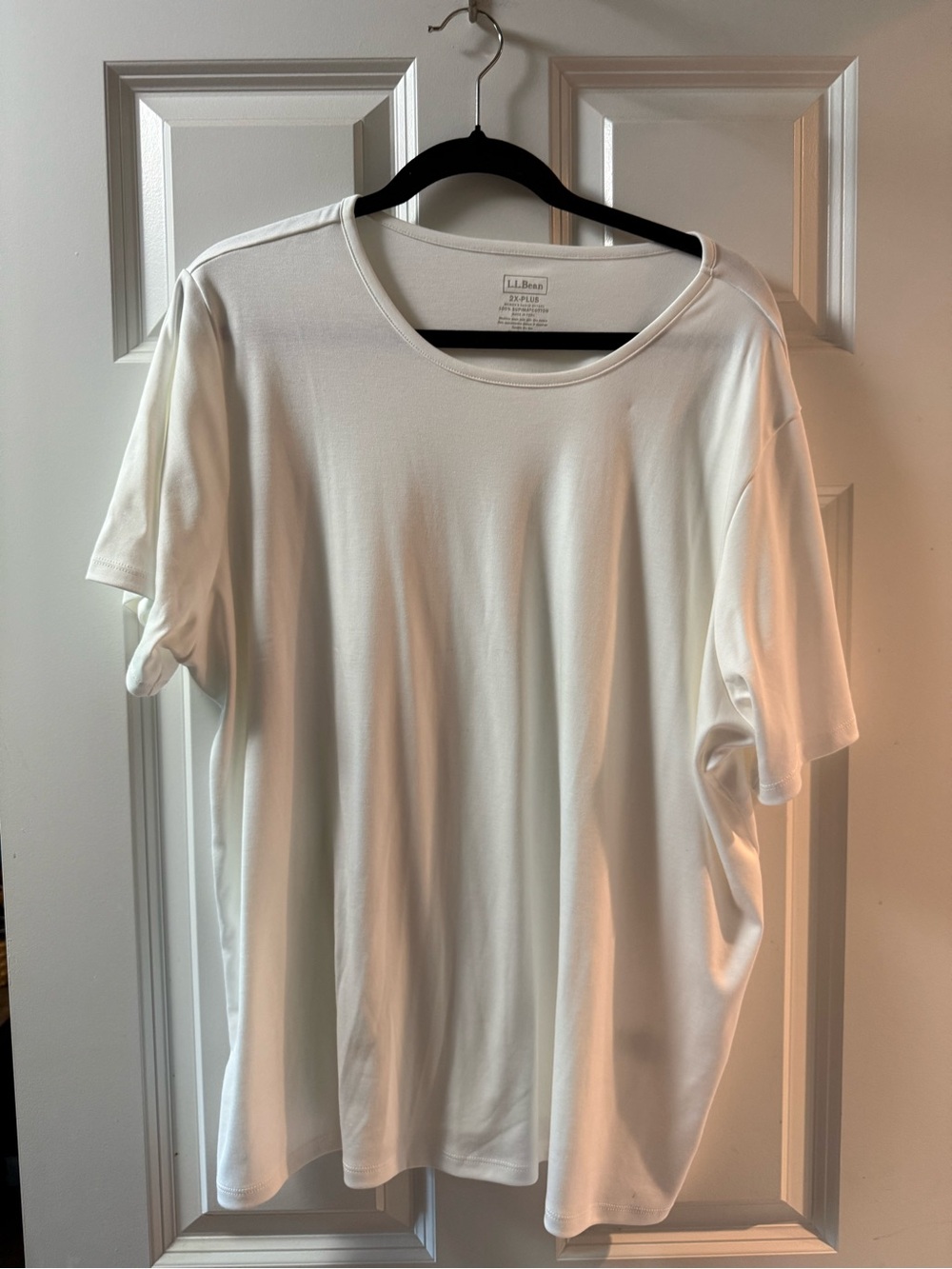 L.L. Bean White Short Sleeve Crewneck Tee
